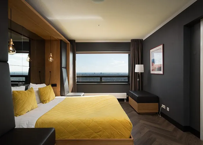The Penthouse At The Hague Tower