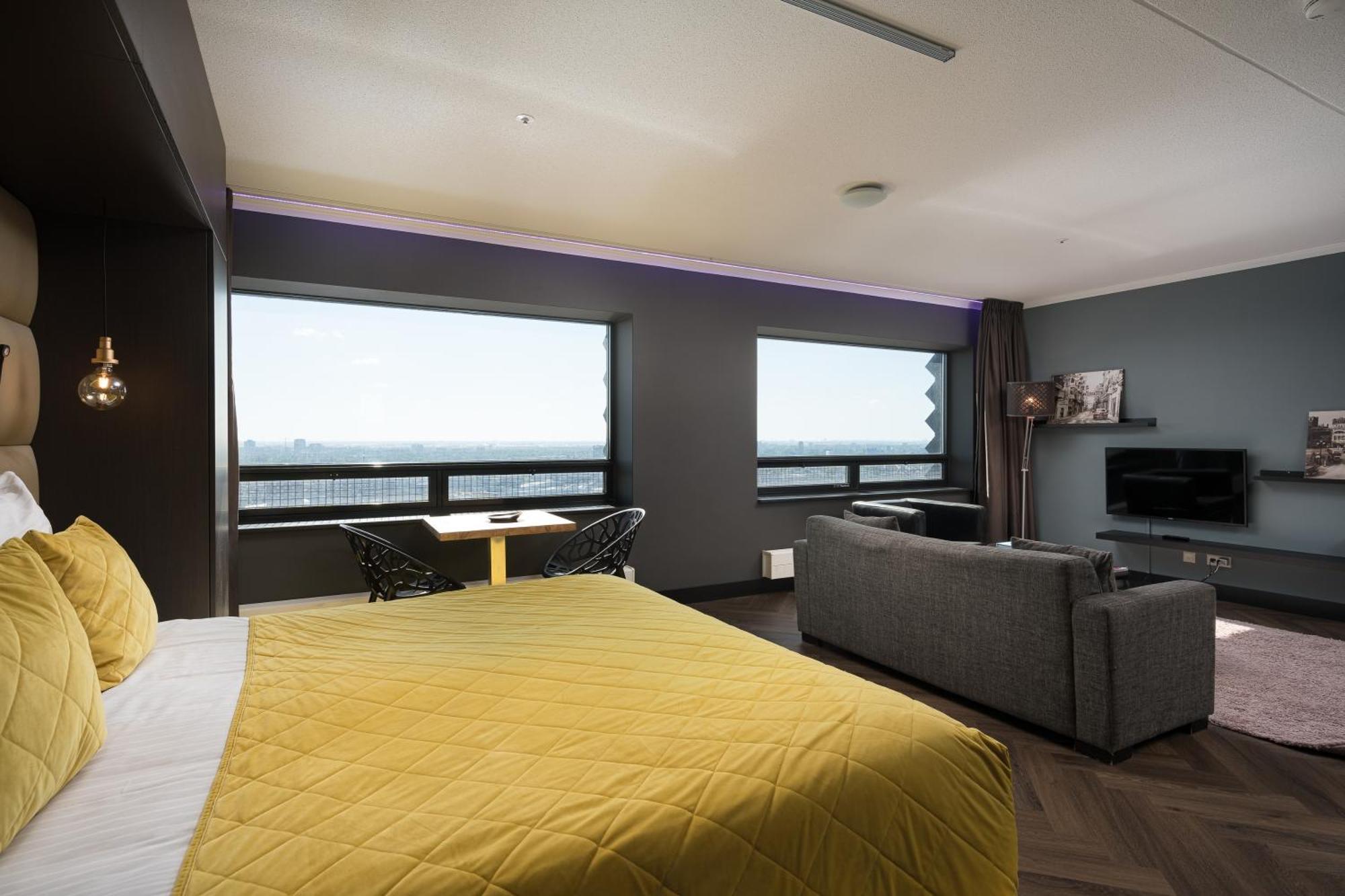 The Penthouse At Tower La Haye
