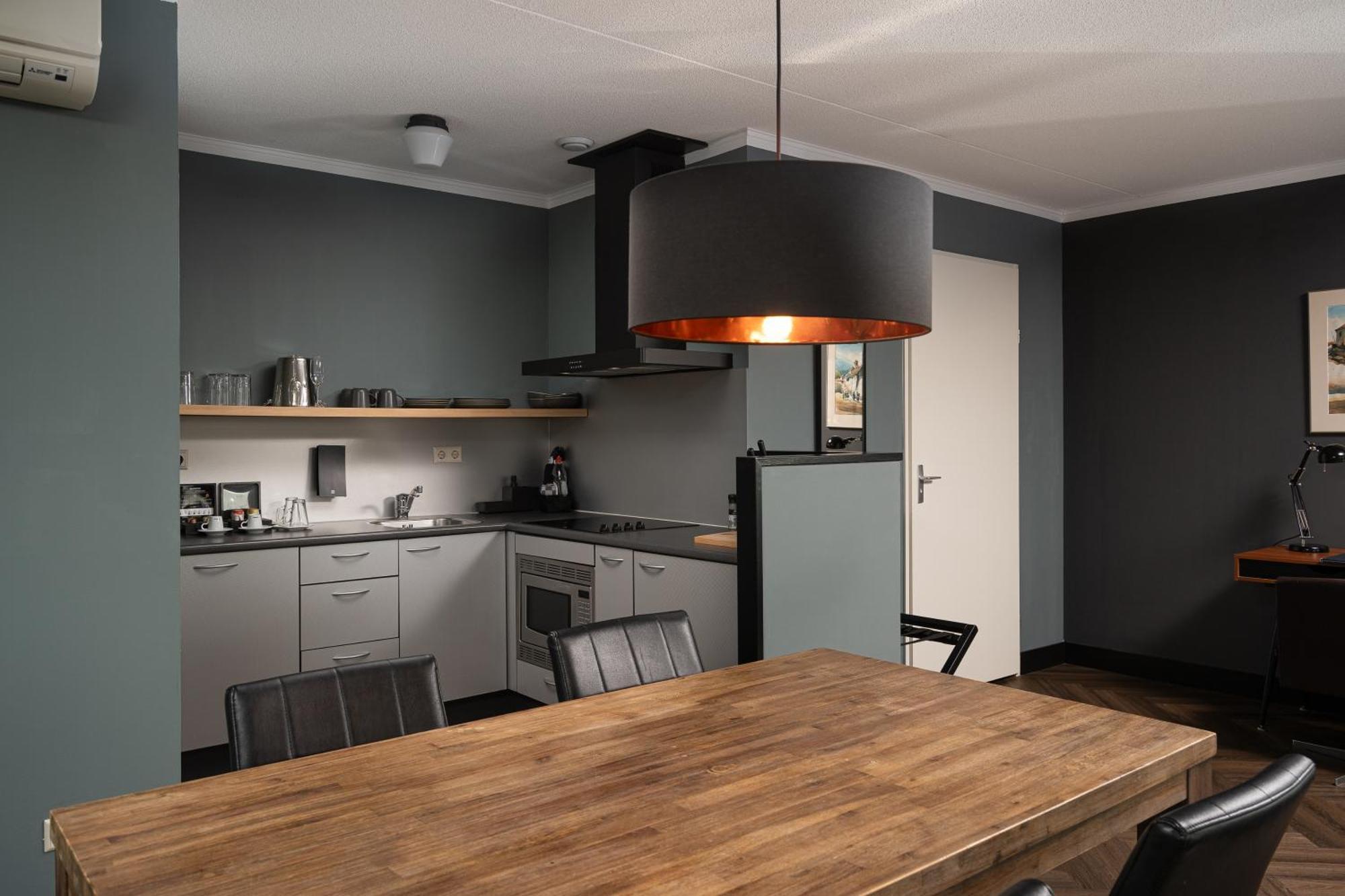 The Penthouse At Tower * La Haye